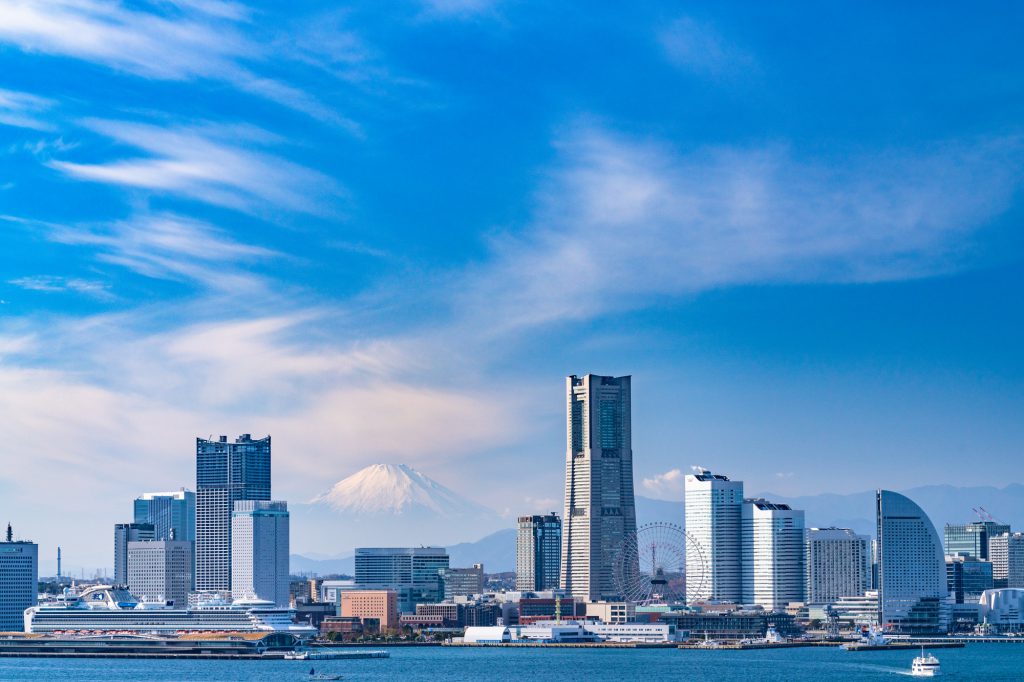 都心と海と広大な空