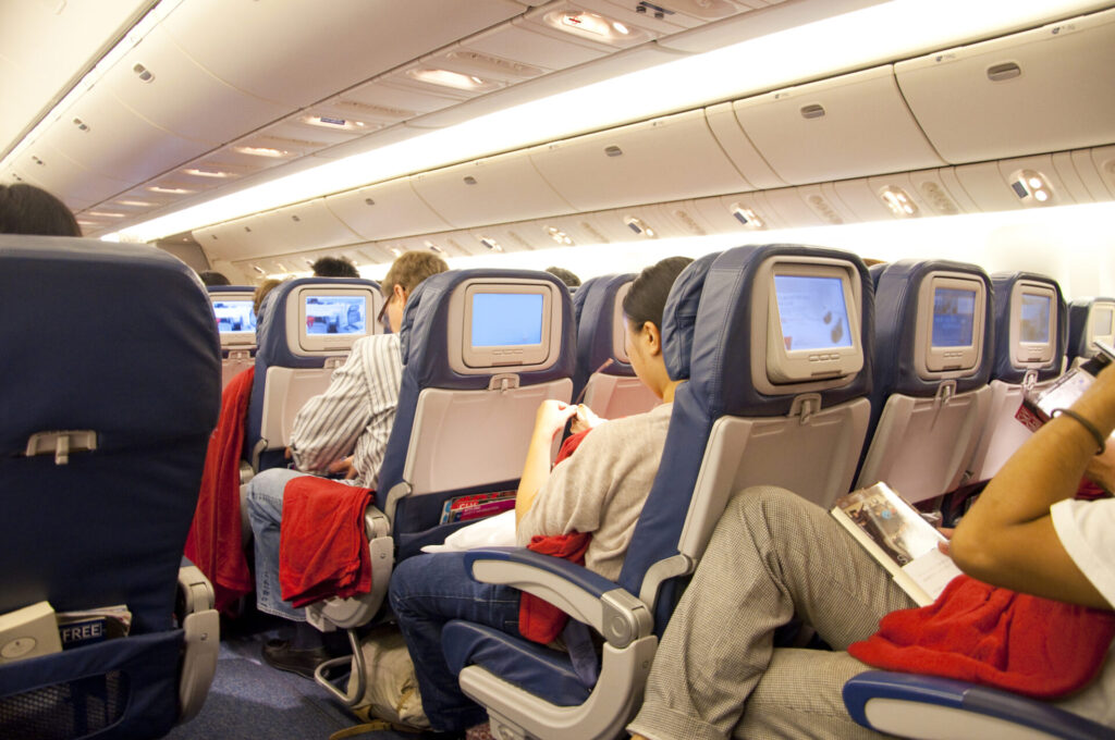 飛行機の機内の様子